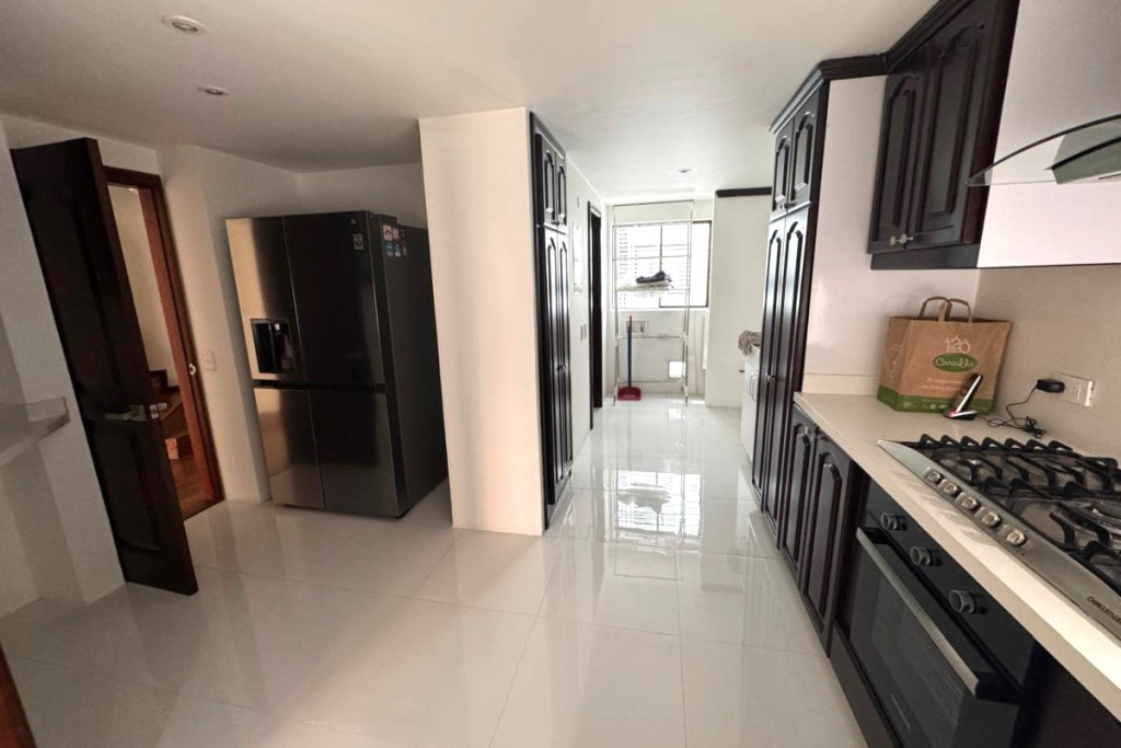 Apartamento en venta en El Chico, Bogotá · foto 3 de 15