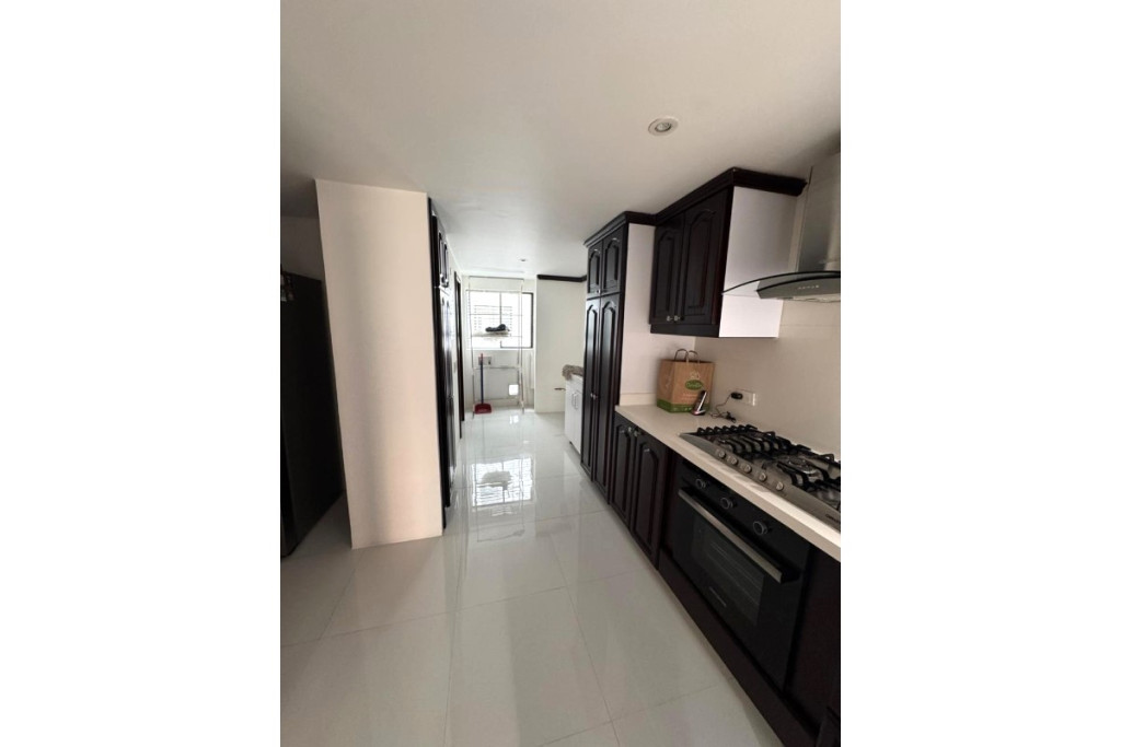 Apartamento en venta en El Chico, Bogotá · foto 4 de 15