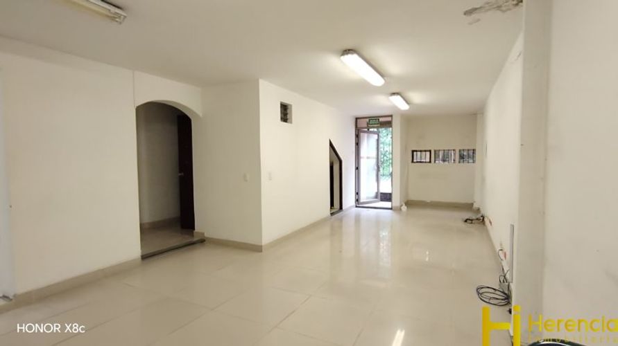 Local en arriendo en El Nogal- Los Almendros, Medellín, 225 m² · foto 4 de 24