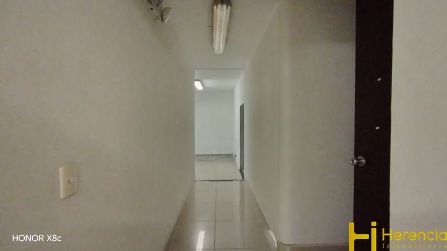 Local en arriendo en El Nogal- Los Almendros, Medellín, 225 m² · foto 11 de 24
