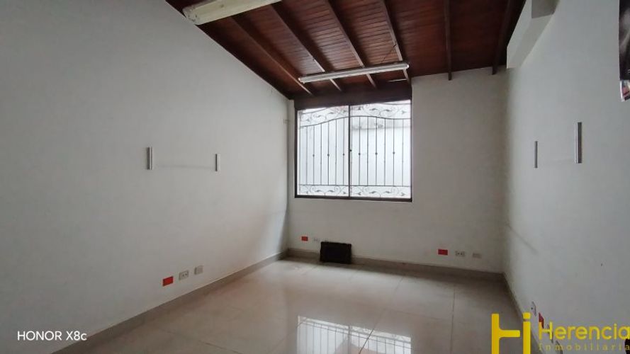 Local en arriendo en El Nogal- Los Almendros, Medellín, 225 m² · foto 19 de 24