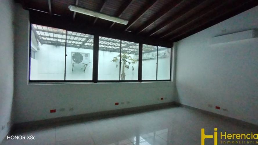 Local en arriendo en El Nogal- Los Almendros, Medellín, 225 m² · foto 20 de 24