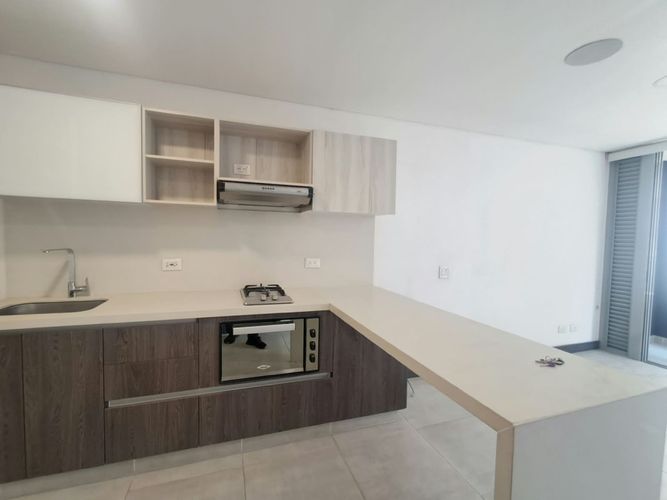 Apartamento en venta en Ciudad Del Río, Medellín · foto 8 de 24