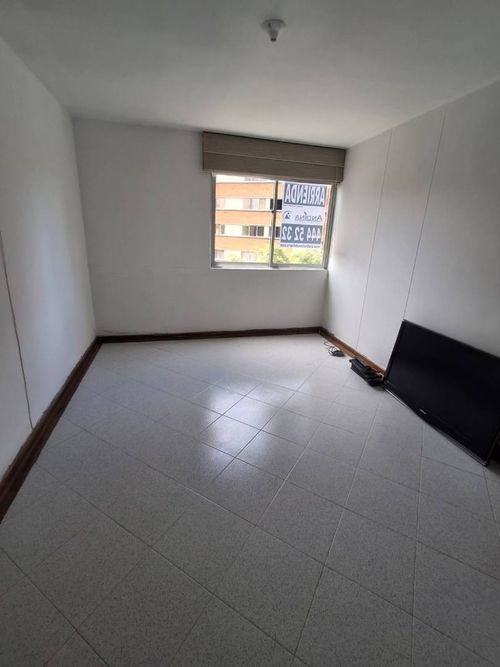 Apartamento de 4 alcobas en arriendo en Conquistadores, Medellín, 155 m² · foto 17 de 20