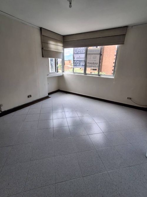 Apartamento de 4 alcobas en arriendo en Conquistadores, Medellín, 155 m² · foto 20 de 20
