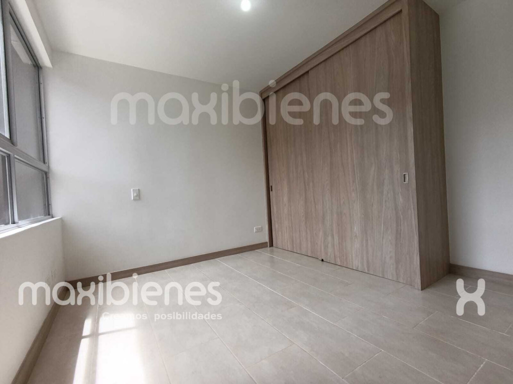 Apartamento en arriendo en Calasanz, Medellín · foto 2 de 12