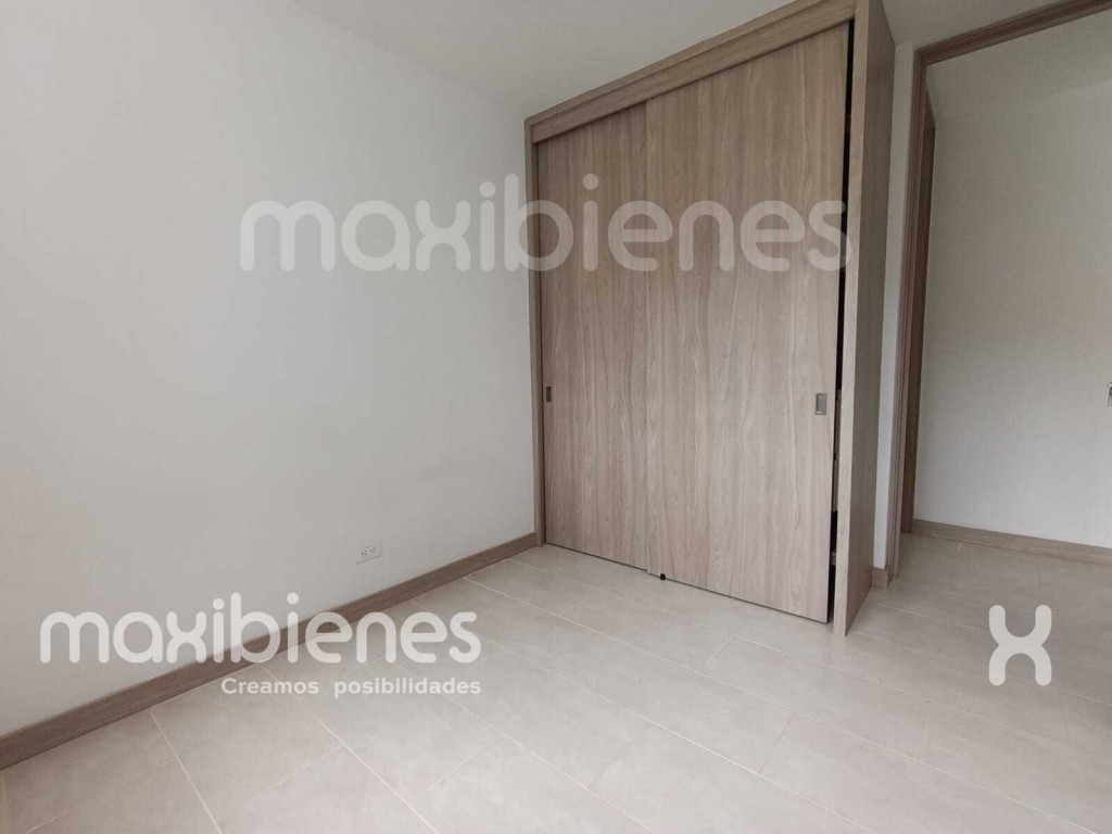 Apartamento en arriendo en Calasanz, Medellín · foto 3 de 12