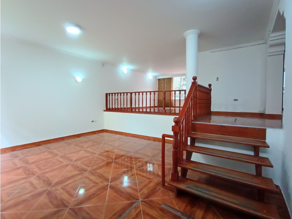 Casa en arriendo en Pardo Rubio, Bogotá · foto 3 de 21