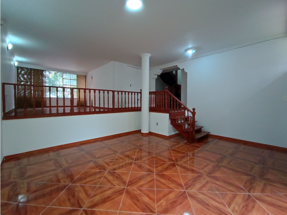 Casa en arriendo en Pardo Rubio, Bogotá · foto 4 de 21