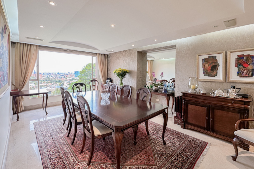 Apartamento en arriendo en Santa Barbara Alta, Bogotá · foto 8 de 24