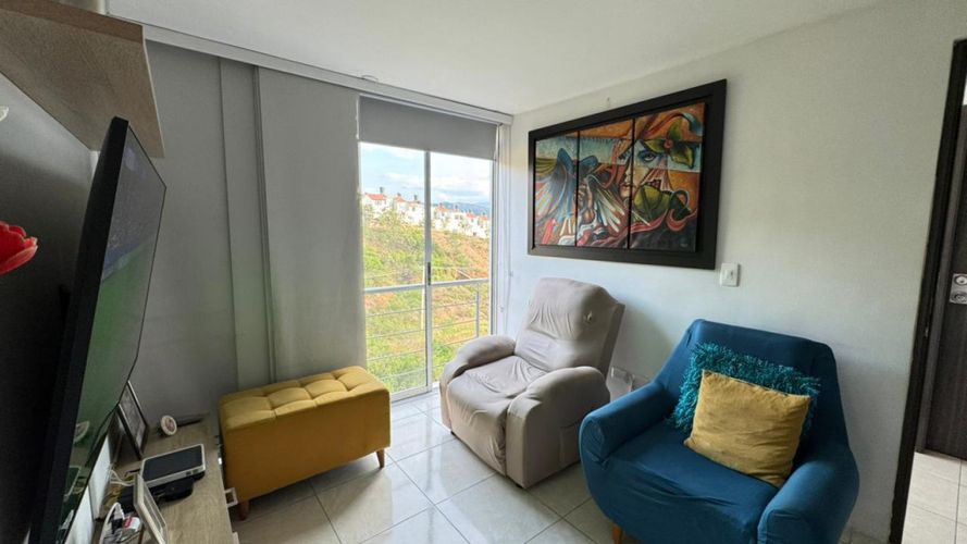 Apartamento de 2 alcobas en venta en La Floresta, Los Patios, 48 m² · foto 4 de 12