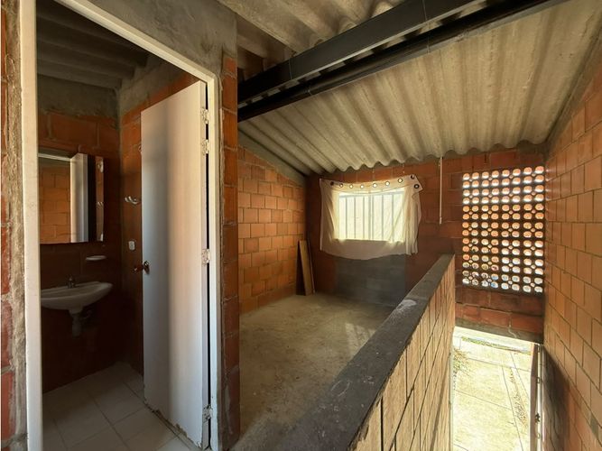 Casa de 2 alcobas en venta en Paisaje De Las Flores, Jamundí, 88 m² · foto 6 de 8