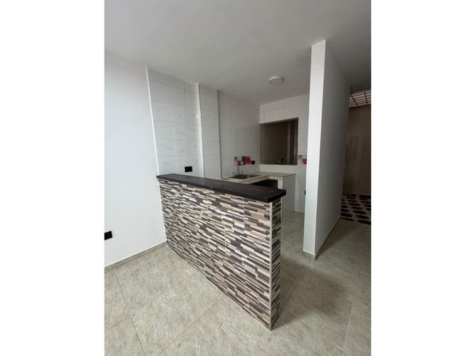 Apartamento de 3 alcobas en arriendo en Cedro, Girón, 66 m² · foto 3 de 13