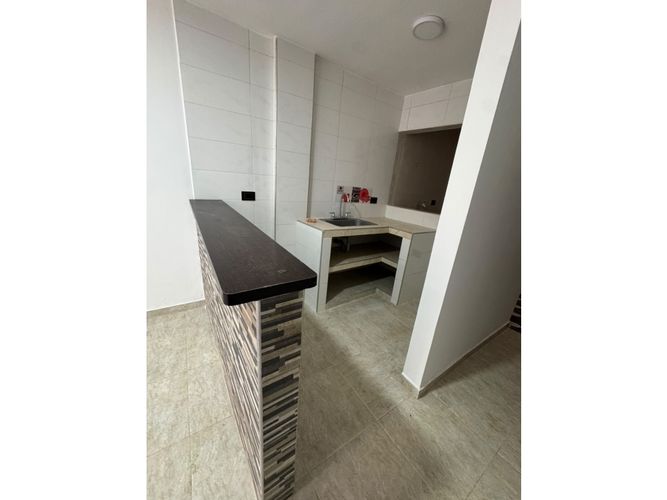 Apartamento de 3 alcobas en arriendo en Cedro, Girón, 66 m² · foto 4 de 13