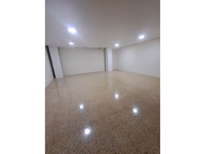 Local en arriendo en Laureles, Medellín, 98 m² · foto 6 de 24