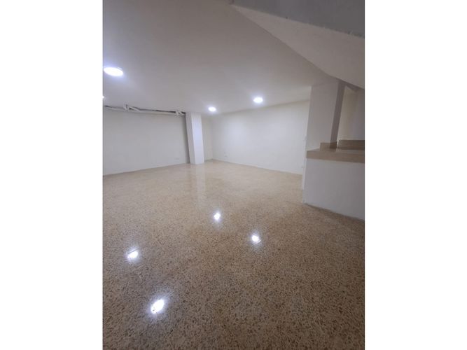 Local en arriendo en Laureles, Medellín, 98 m² · foto 8 de 24