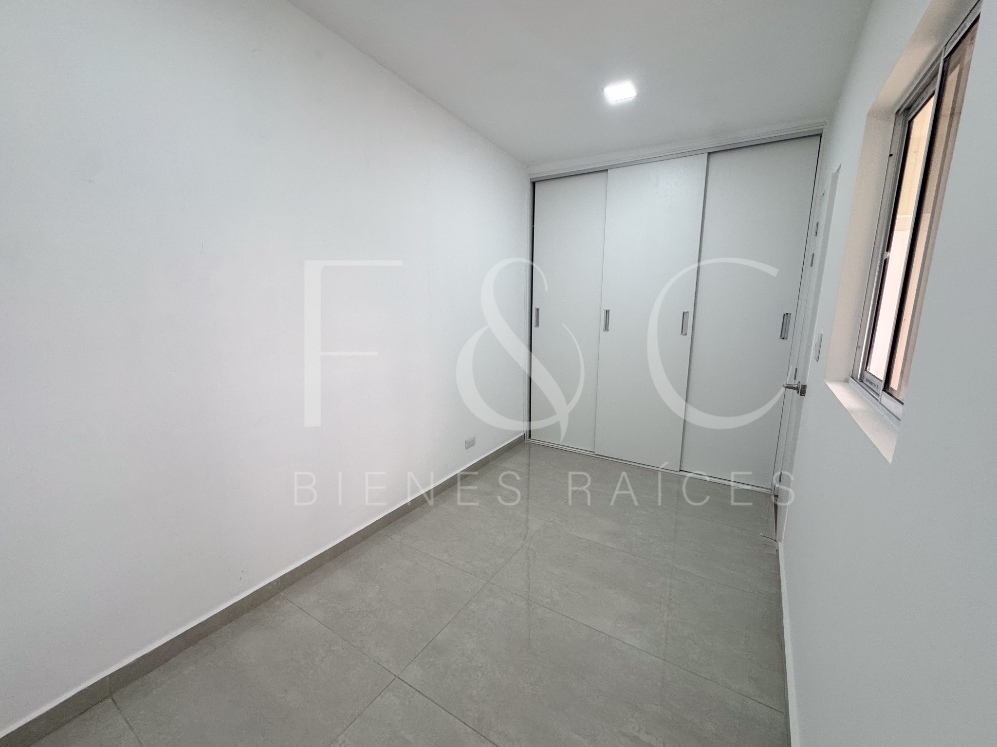 Casa en venta en Villa Del Prado, Bogotá · foto 6 de 24