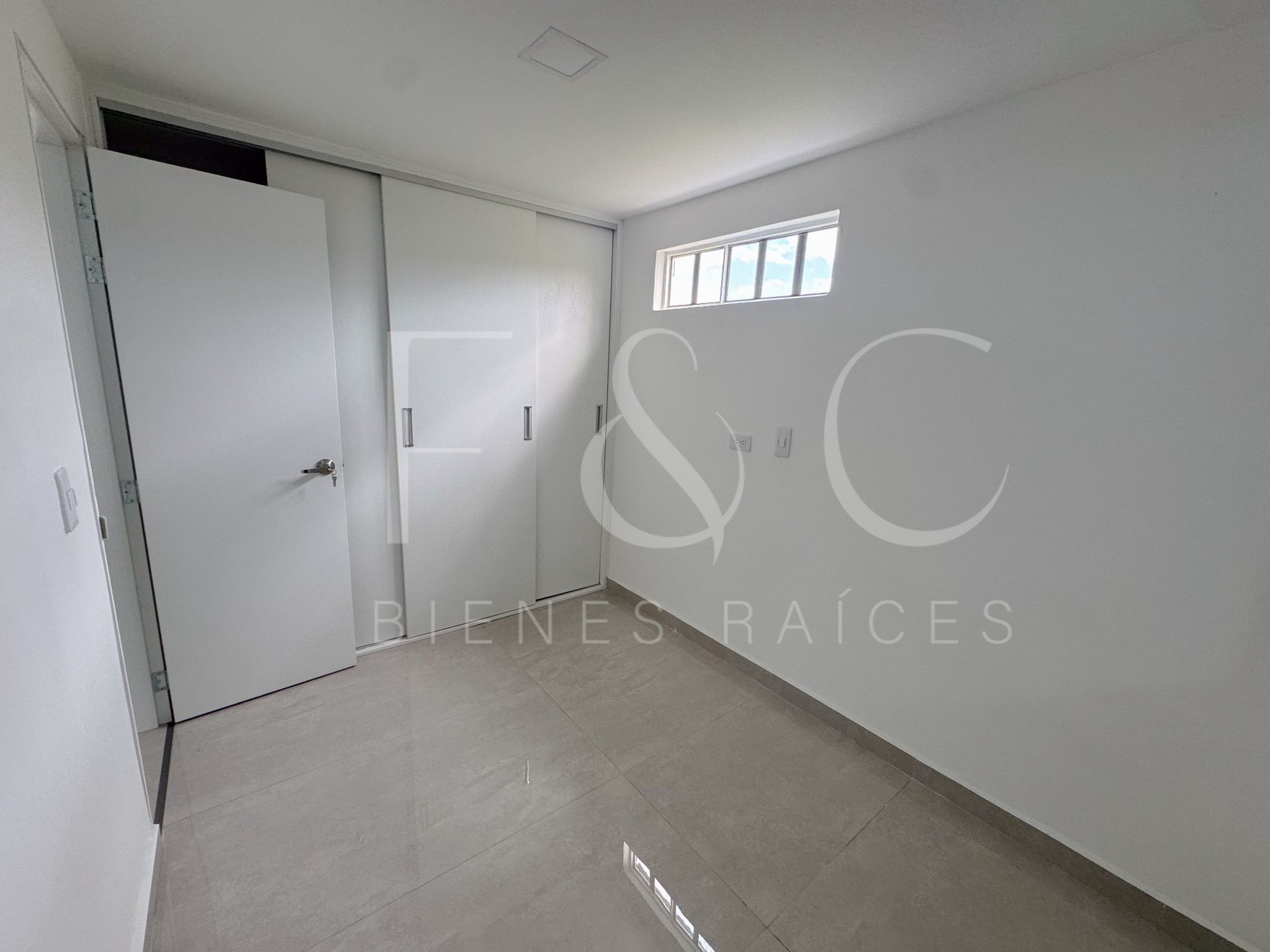 Casa en venta en Villa Del Prado, Bogotá · foto 7 de 24
