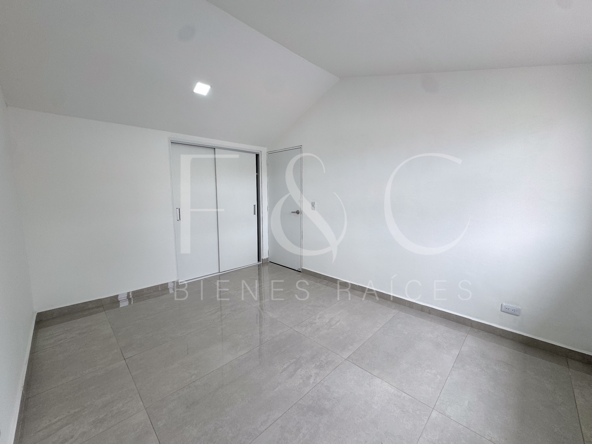 Casa en venta en Villa Del Prado, Bogotá · foto 17 de 24