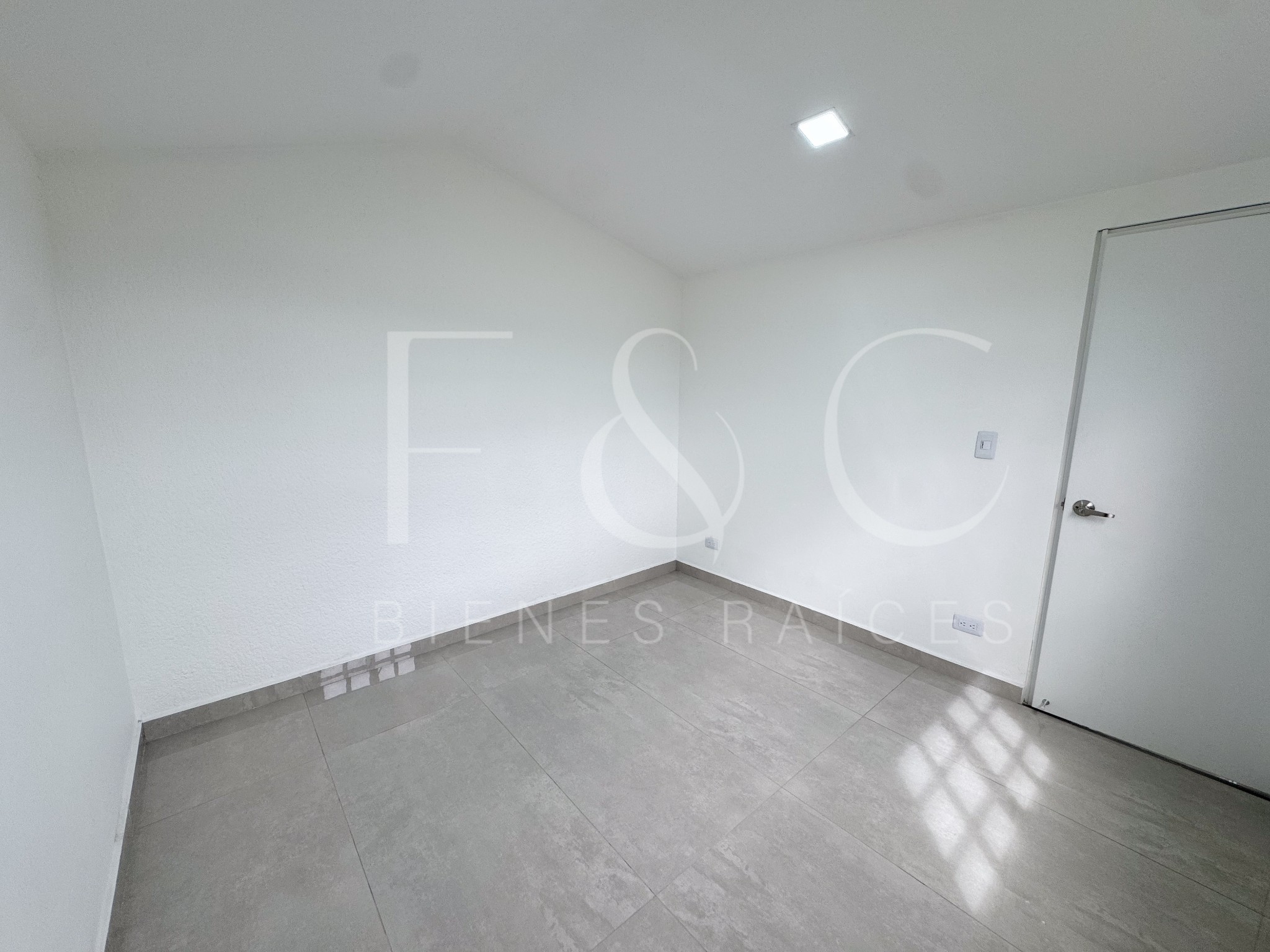 Casa en venta en Villa Del Prado, Bogotá · foto 14 de 24