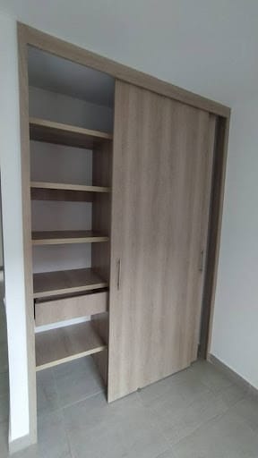 Apartamento de 3 alcobas en arriendo en San Jose, Sabaneta, 90 m² · foto 11 de 13