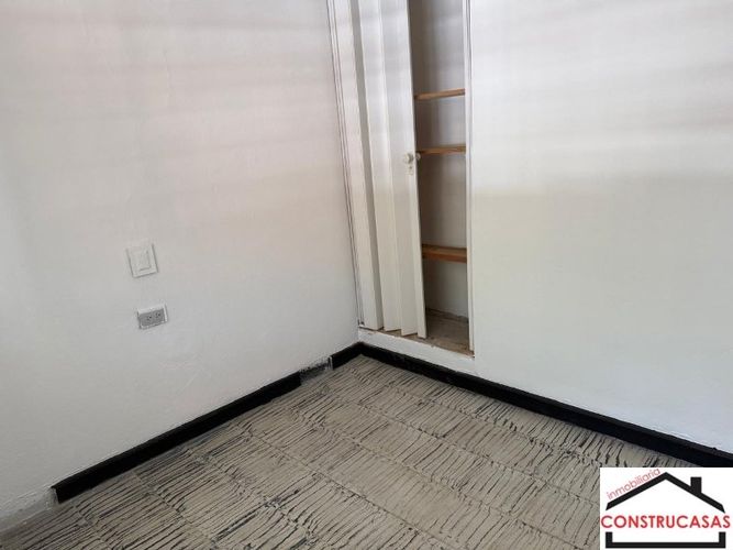 Casa de 6 alcobas en venta en Cristo Rey, Medellín, 224 m² · foto 16 de 24