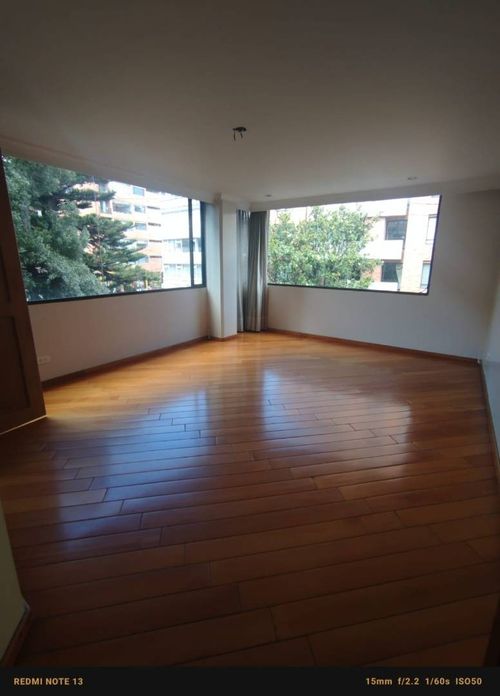 Apartamento de 3 alcobas en venta en Pardo Rubio, Bogotá, 180 m² · foto 6 de 24