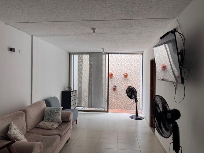 Casa de 5 alcobas en venta en Prados Del Norte, Cúcuta, 103 m² · foto 4 de 24