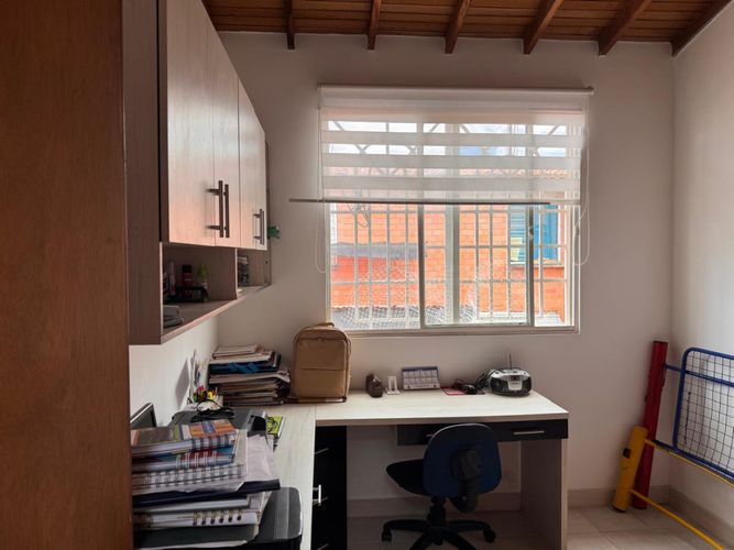Casa de 5 alcobas en venta en Prados Del Norte, Cúcuta, 103 m² · foto 13 de 24
