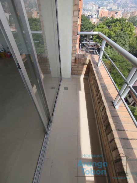 Apartamento en venta en San Joaquin, Medellín · foto 2 de 24