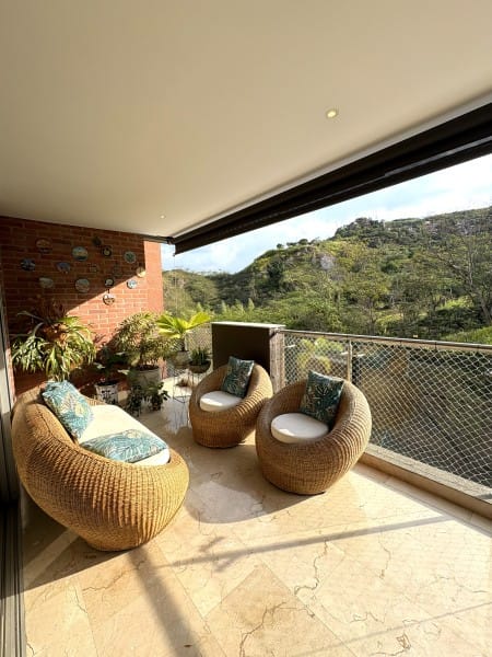 Apartamento de 3 alcobas en venta en Bellavista, Cali, 185 m² · foto 5 de 22