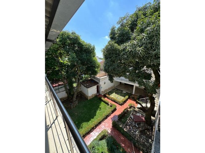 Casa de 10 alcobas en venta en Ciudad Jardin, Cali, 700 m² · foto 5 de 20