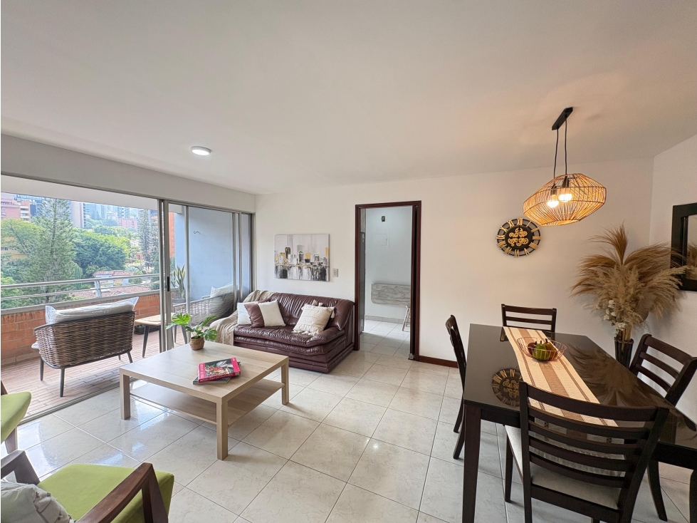 Apartamento en arriendo en La Candelaria, Medellín · foto 2 de 13