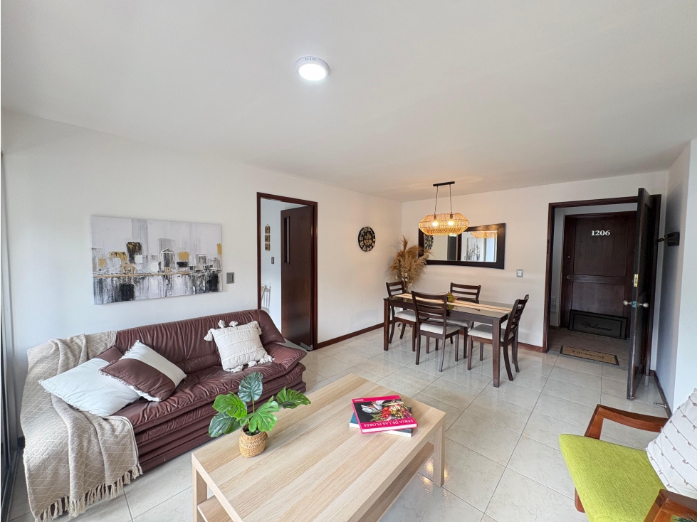 Apartamento en arriendo en La Candelaria, Medellín · foto 4 de 13