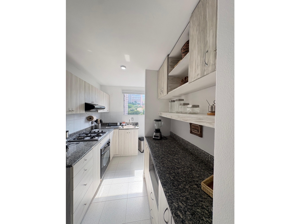 Apartamento en arriendo en La Candelaria, Medellín · foto 8 de 13
