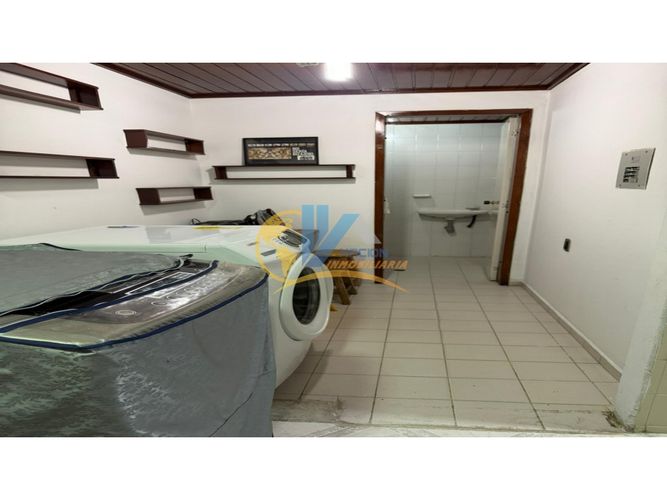 Apartamento de 3 alcobas en venta en Los Pinos, Bucaramanga, 187 m² · foto 2 de 11