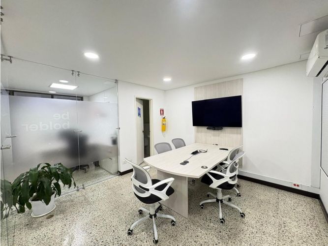 Oficina en venta en Estadio, Medellín, 40 m² · foto 3 de 6