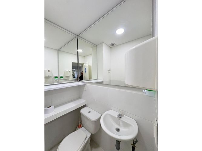 Oficina en venta en Estadio, Medellín, 40 m² · foto 5 de 6