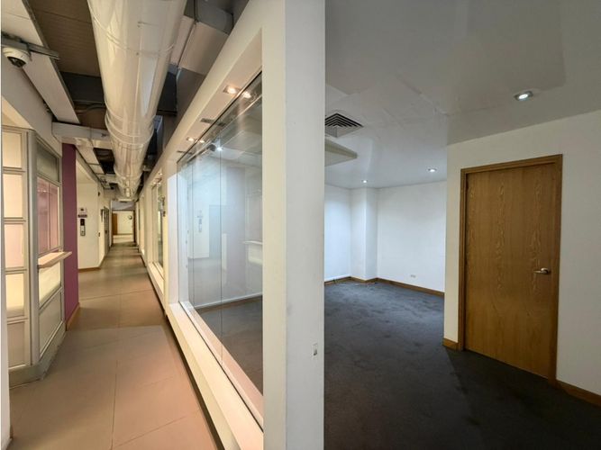 Edificio en arriendo en Belen Malibu, Medellín, 1985 m² · foto 7 de 24