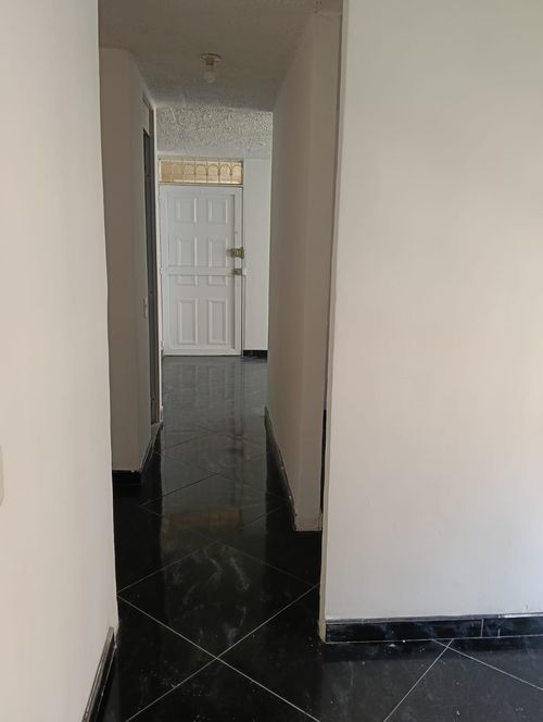 Apartamento de 4 alcobas en venta en Portal Del Nogal, Soacha, 48 m² · foto 4 de 13
