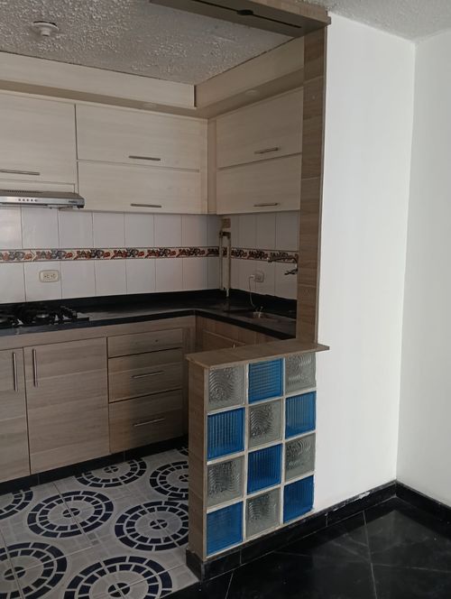 Apartamento de 4 alcobas en venta en Portal Del Nogal, Soacha, 48 m² · foto 9 de 13