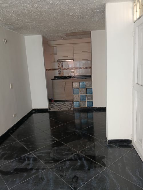 Apartamento de 4 alcobas en venta en Portal Del Nogal, Soacha, 48 m² · foto 10 de 13