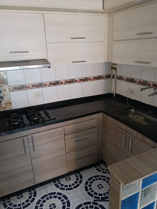 Apartamento de 4 alcobas en venta en Portal Del Nogal, Soacha, 48 m² · foto 11 de 13