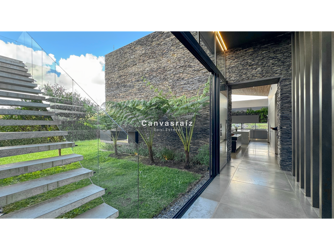 Casa de 4 alcobas en venta en Las Palmas, Envigado, 488 m² · foto 8 de 19