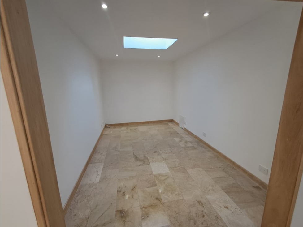 Casa en arriendo en El Poblado, Medellín · foto 8 de 20