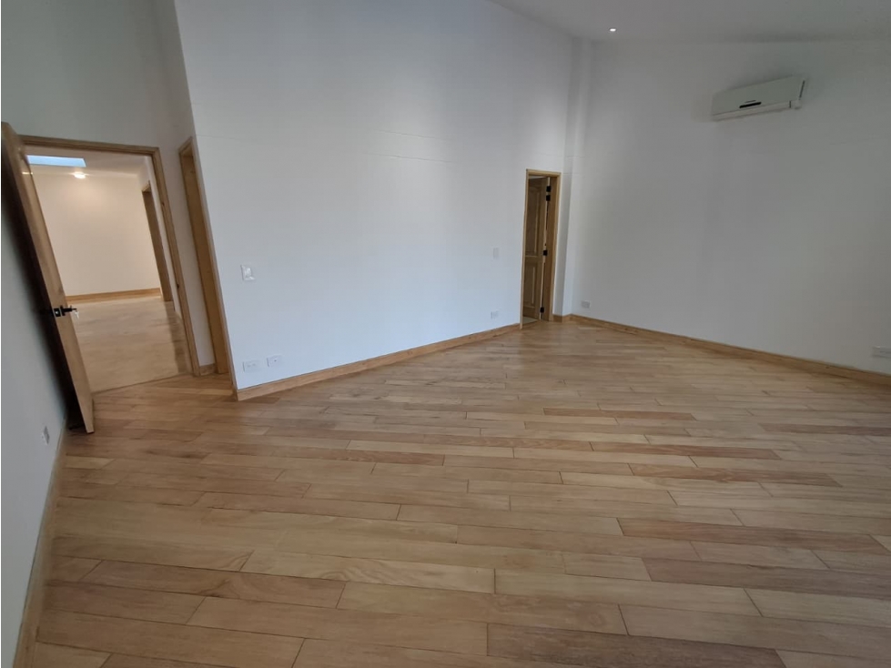 Casa en arriendo en El Poblado, Medellín · foto 11 de 20