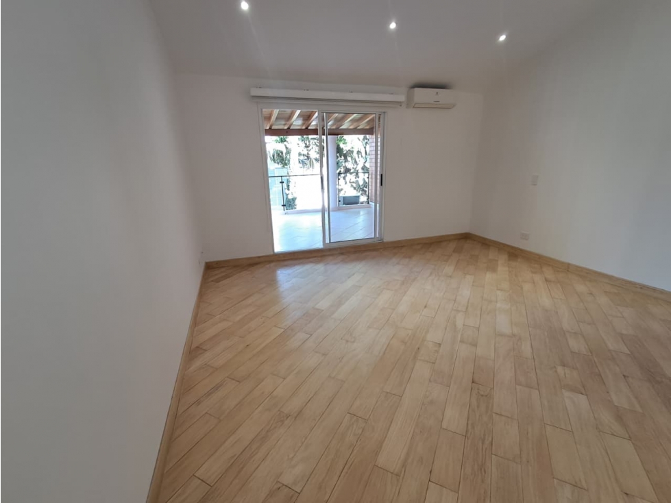 Casa en arriendo en El Poblado, Medellín · foto 12 de 20
