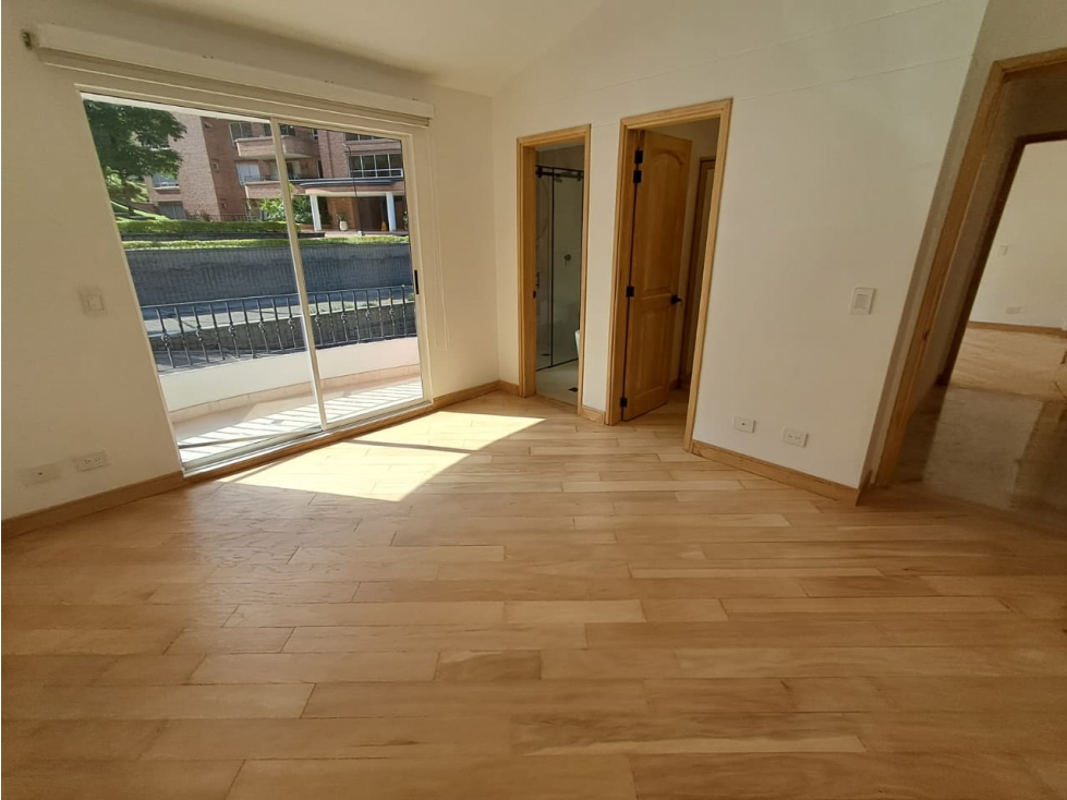 Casa en arriendo en El Poblado, Medellín · foto 14 de 20
