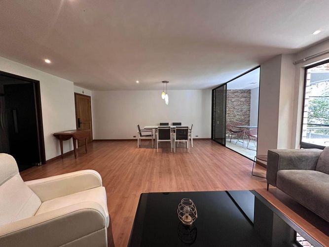 Apartamento de 2 alcobas en arriendo en El Poblado, Medellín, 150 m² · foto 4 de 17