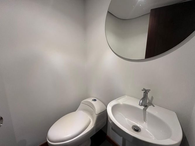 Apartamento de 2 alcobas en arriendo en El Poblado, Medellín, 150 m² · foto 17 de 17